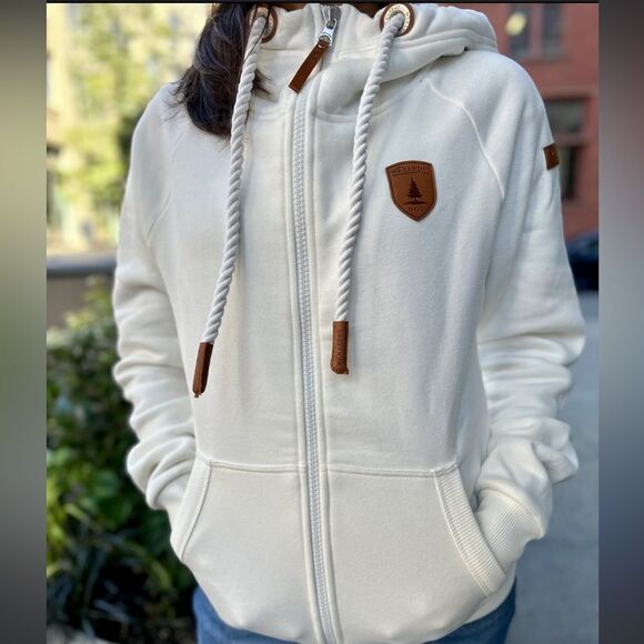 Wanakome Tops - NWT 🆕 Wanakome Hera Hoodie | Ivory